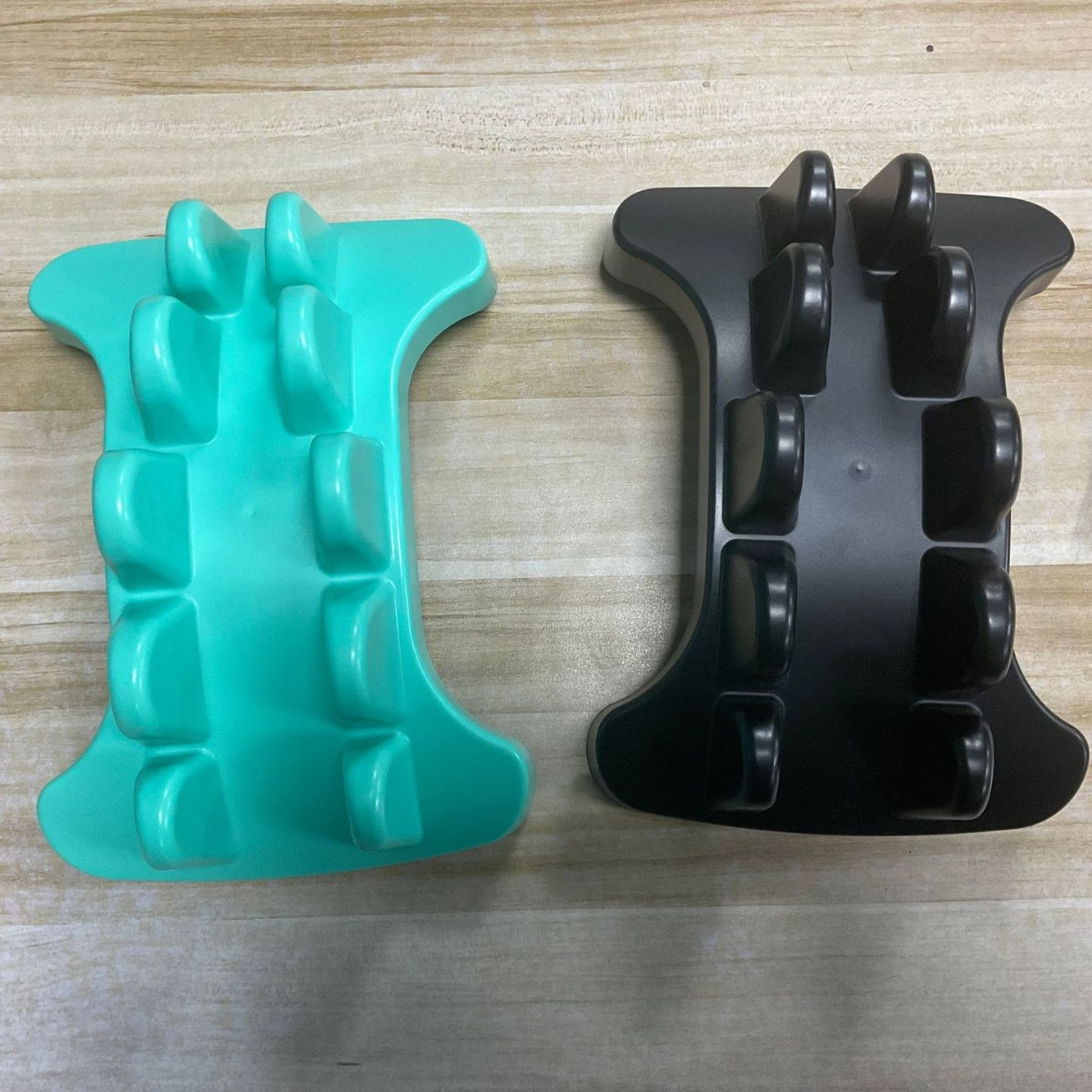 Neck and Shoulder Relaxer Chir - Neck Traction Pillow ulasan dan harga